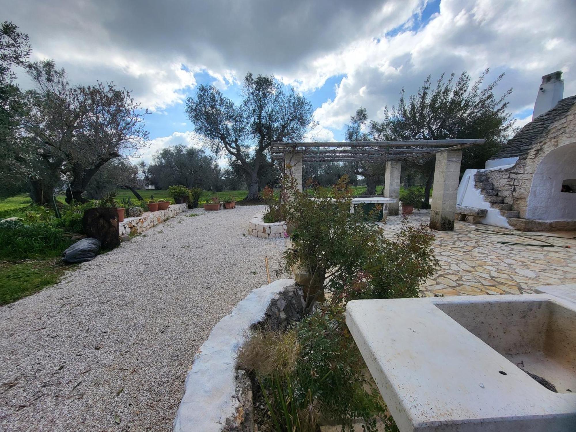 Trullo Incantevole Остуні Екстер'єр фото