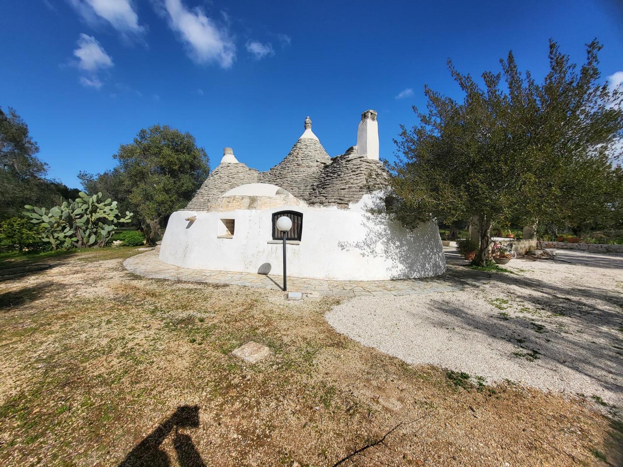 Trullo Incantevole Остуні Екстер'єр фото