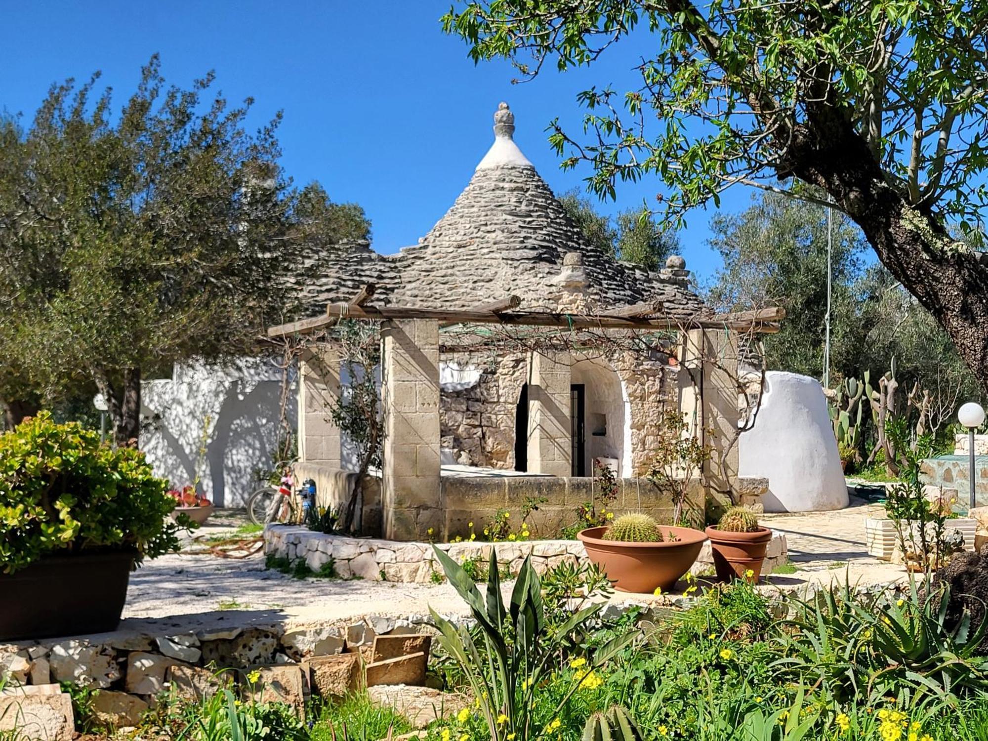 Trullo Incantevole Остуні Екстер'єр фото