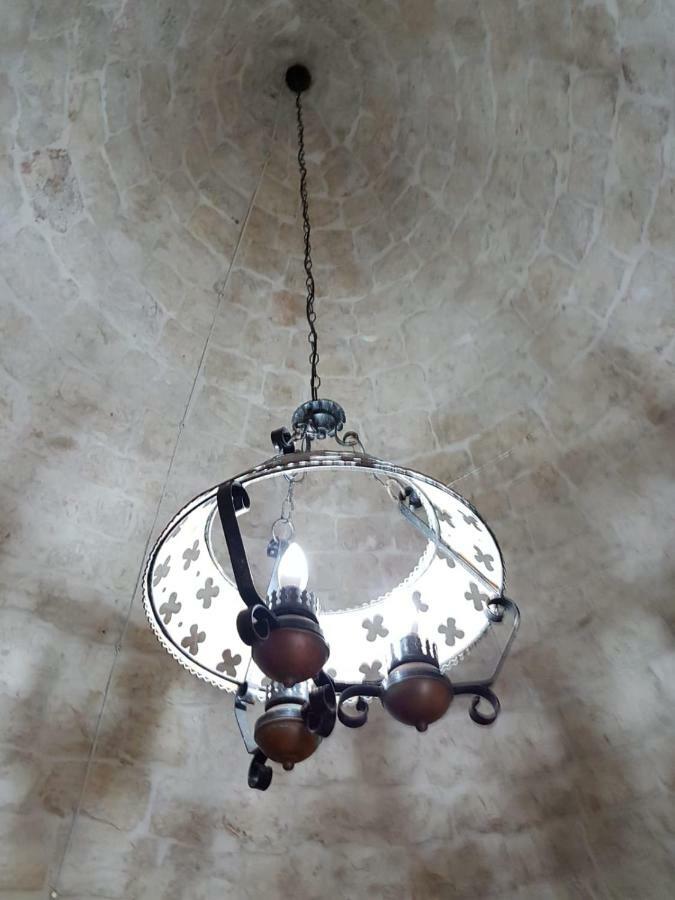 Trullo Incantevole Остуні Екстер'єр фото